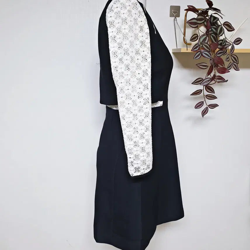 [BUNJANG] On&amp;On Lace Sleeve Guest Dress Navy / 온앤온 레이스팔 하객원피스 66 미니 네이비
