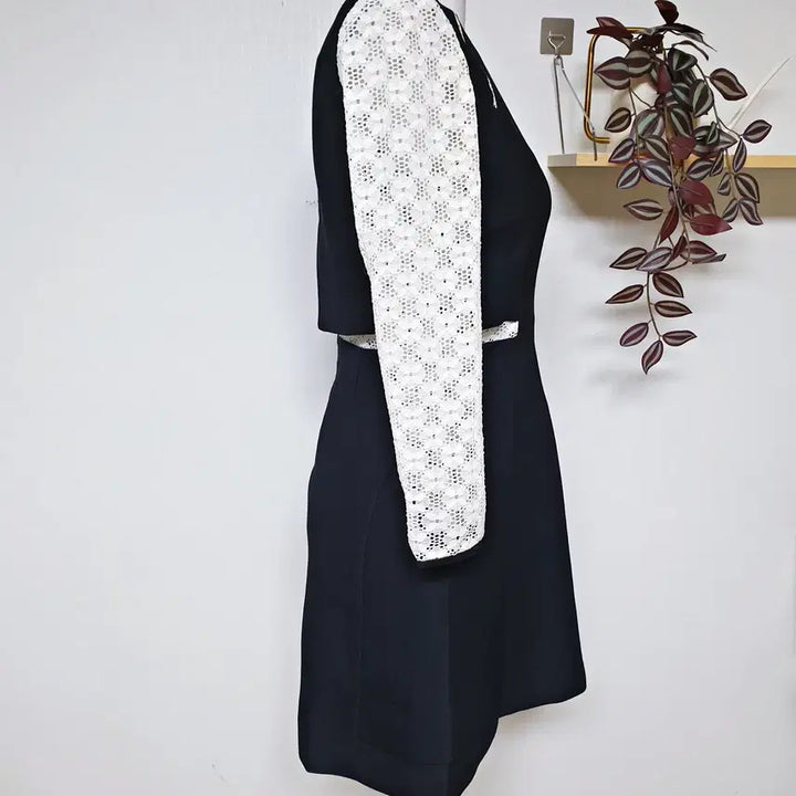 [BUNJANG] On&amp;On Lace Sleeve Guest Dress Navy / 온앤온 레이스팔 하객원피스 66 미니 네이비
