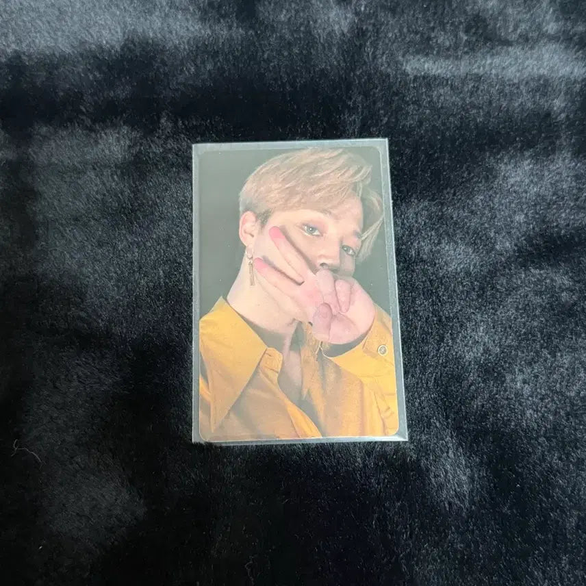 [BUNJANG] BTS Jimin M2U Lucky Draw Photocard / BE 엠투유 럭드  방탄소년단 지민 포토카드 포카 BTS JIMIN