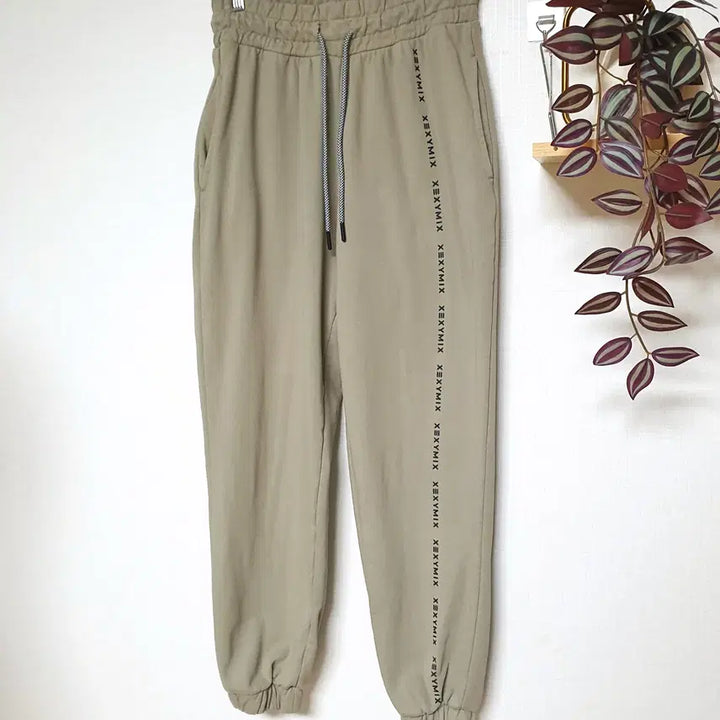 [BUNJANG] Xexymix Lettering Training Jogger Pants (Khaki) - Size L / 젝시믹스 21SS 레터링 트레이닝 조거팬츠 77 카키 L