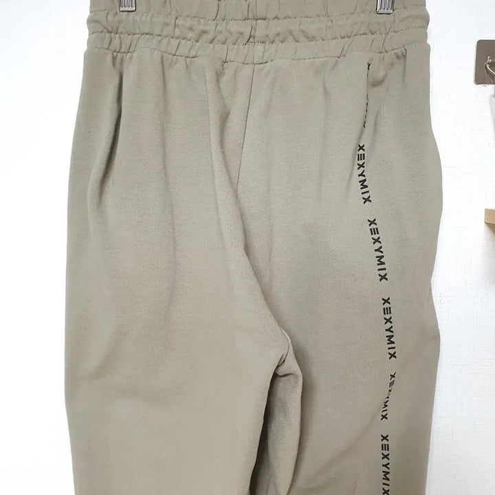 [BUNJANG] Xexymix Lettering Training Jogger Pants (Khaki) - Size L / 젝시믹스 21SS 레터링 트레이닝 조거팬츠 77 카키 L