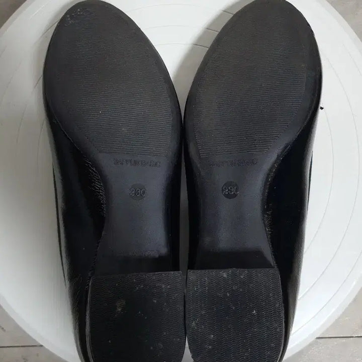 [BUNJANG] SAPPUN Lovellie Enamel Ribbon Flats 230mm / SAPPUN 사뿐 러벨리 에나멜 리본 플랫슈즈 230mm (거의새것)