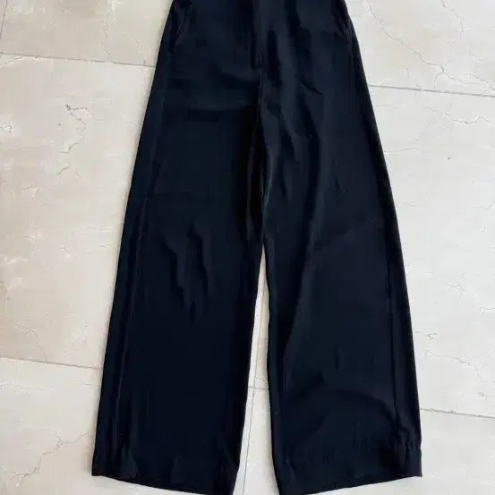 [BUNJANG] MM6 Black Semi-Wide Long Pants / mm6 블랙 세미 와이드 롱 팬츠