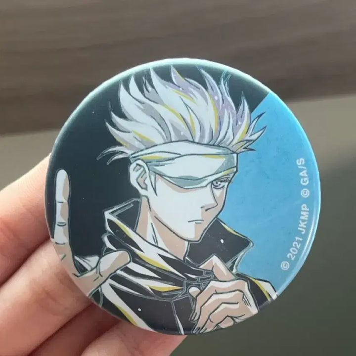 [BUNJANG] Jujutsu Kaisen 0 Satoru Gojo Original Illustration Exhibition Matte Badge / 정품)주술회전0 고죠사토루 안대고죠 2021 원화전 무광캔뱃지