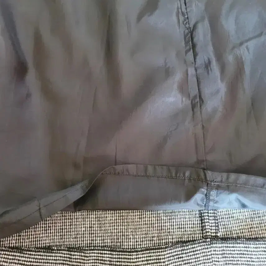 [BUNJANG] LINE Classic Wool Blend Checkered Skirt / 77) 미착용새옷/ LINE 라인 겨울 클래식한 모혼방 잔체크 스커트