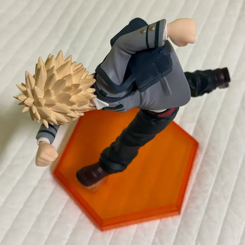 [BUNJANG] My Hero Academia Bakugo Pop Up Parade Figure (Unsealed) / 나히아 히로아카 바쿠고 팝업퍼레이드 피규어(개봉)