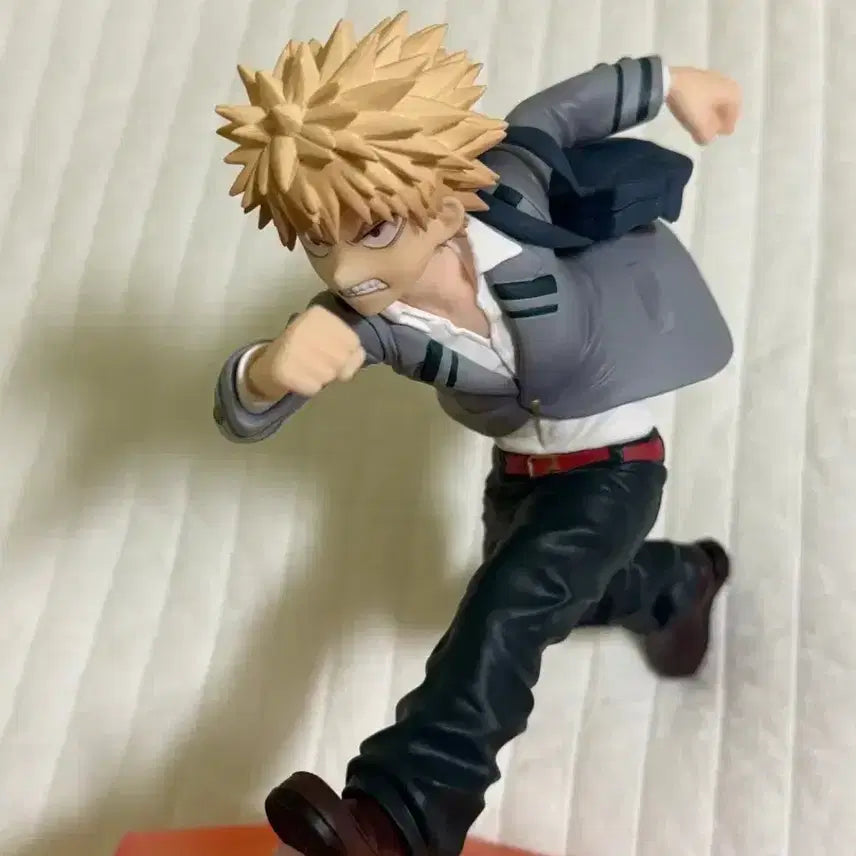 [BUNJANG] My Hero Academia Bakugo Pop Up Parade Figure (Unsealed) / 나히아 히로아카 바쿠고 팝업퍼레이드 피규어(개봉)