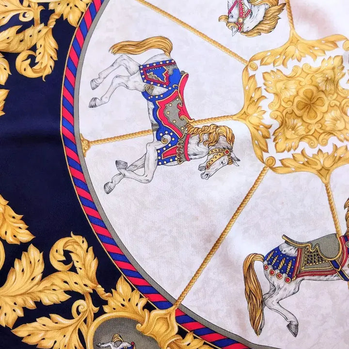 [BUNJANG] Longchamp Italian Silk Scarf / 롱샴 회전목자 이태리 실크 스카프