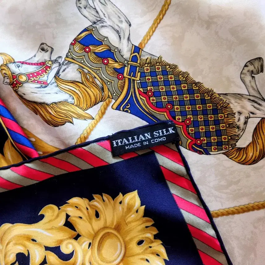 [BUNJANG] Longchamp Italian Silk Scarf / 롱샴 회전목자 이태리 실크 스카프