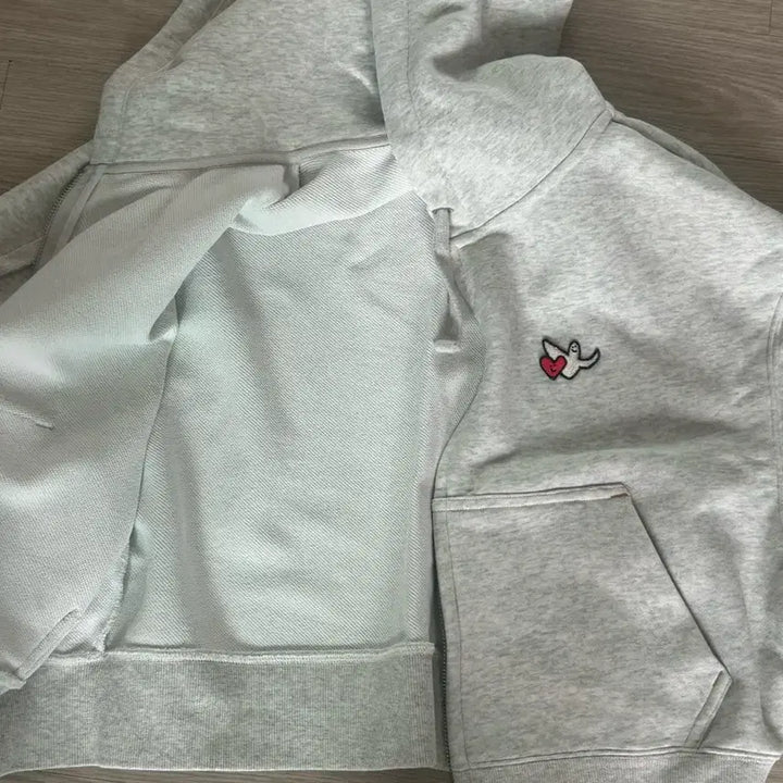 [BUNJANG] WANT IT SEEMS Oatmeal Cropped Hooded Zip-Up / 와릿이즌 오트밀 크롭 후드집업 후디