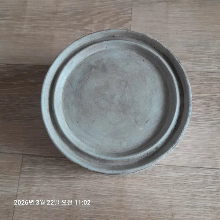 [BUNJANG] White Porcelain Inkstone with Engraved Pattern / 백자조문벼루