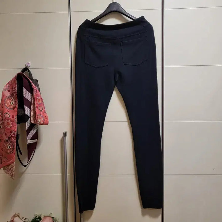 [BUNJANG] LOLE Montreal Black Leggings Pants (Size 55) / LOLE 롤리(몬트리올) 블랙 레깅스팬츠(55)
