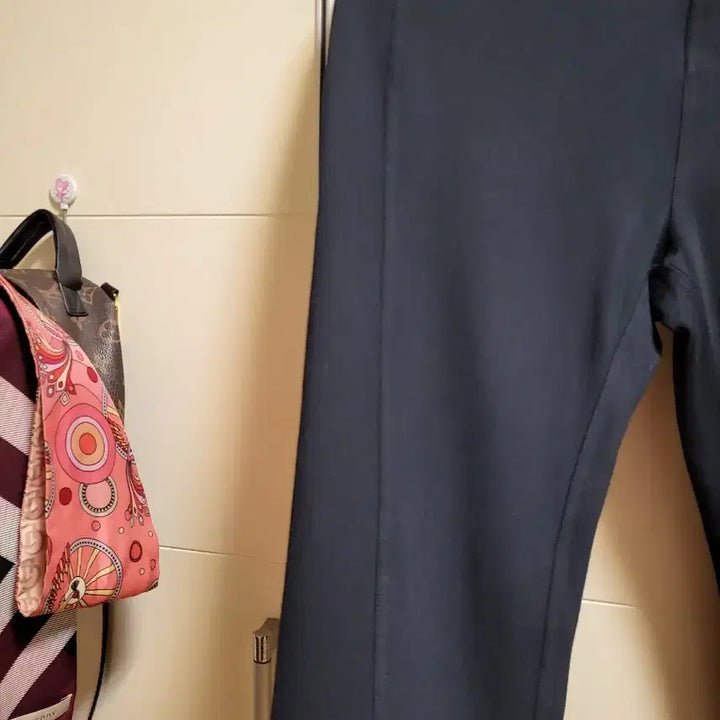 [BUNJANG] LOLE Montreal Black Leggings Pants (Size 55) / LOLE 롤리(몬트리올) 블랙 레깅스팬츠(55)