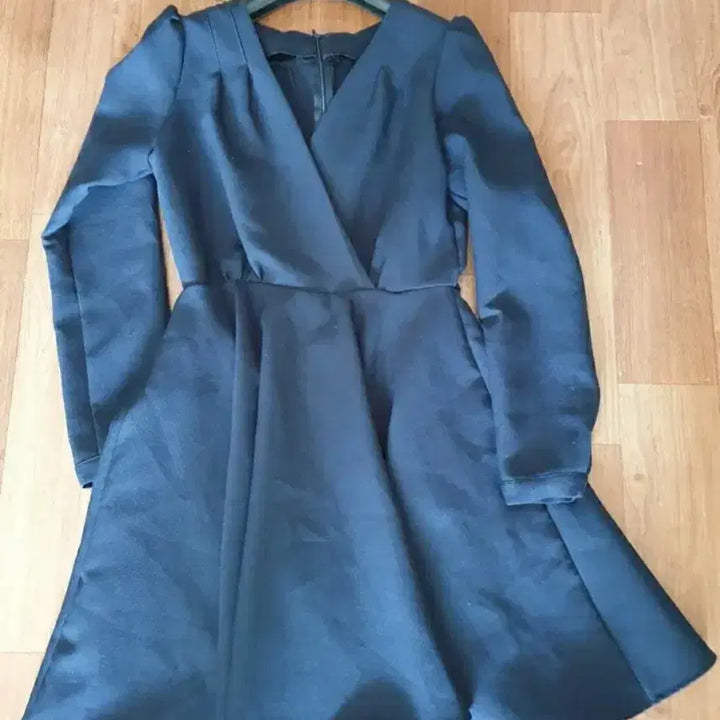 [BUNJANG] Navy Flare Dress / (오늘특가) 네이비 플레어 원피스