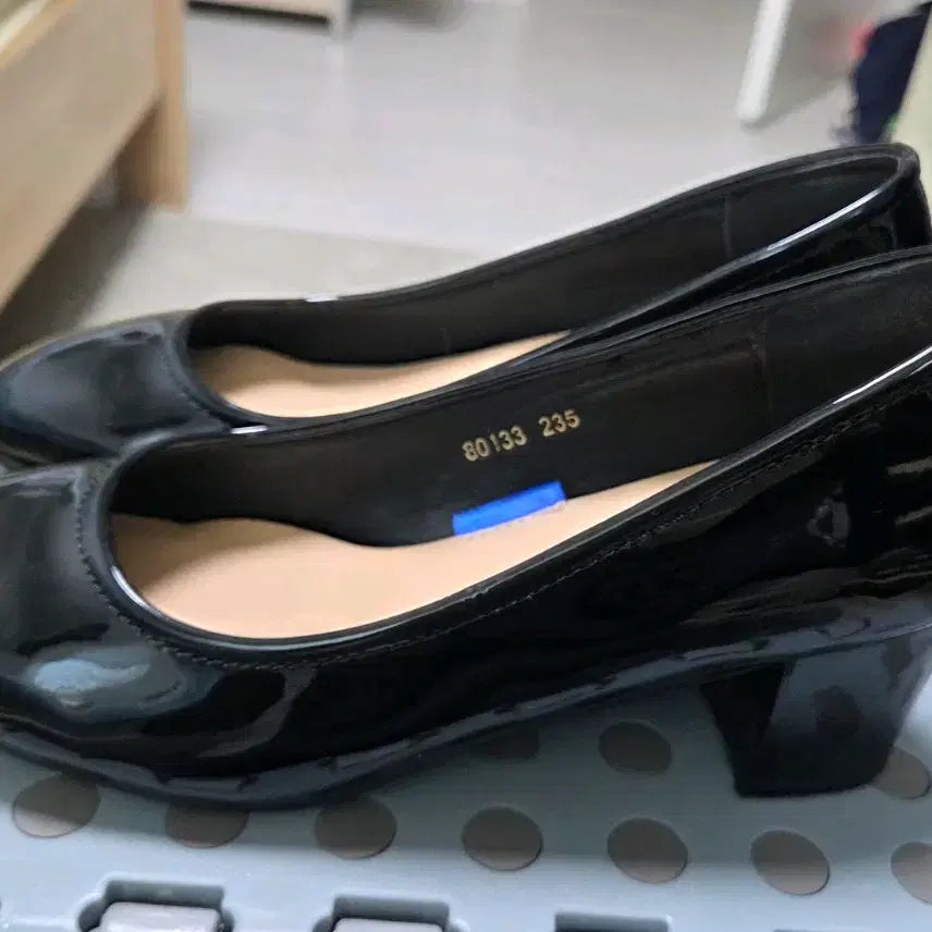 [BUNJANG] Luvflat Miamano Enamel Pumps 235mm / Luvflat Miamano 에나멜 펌프스 235mm