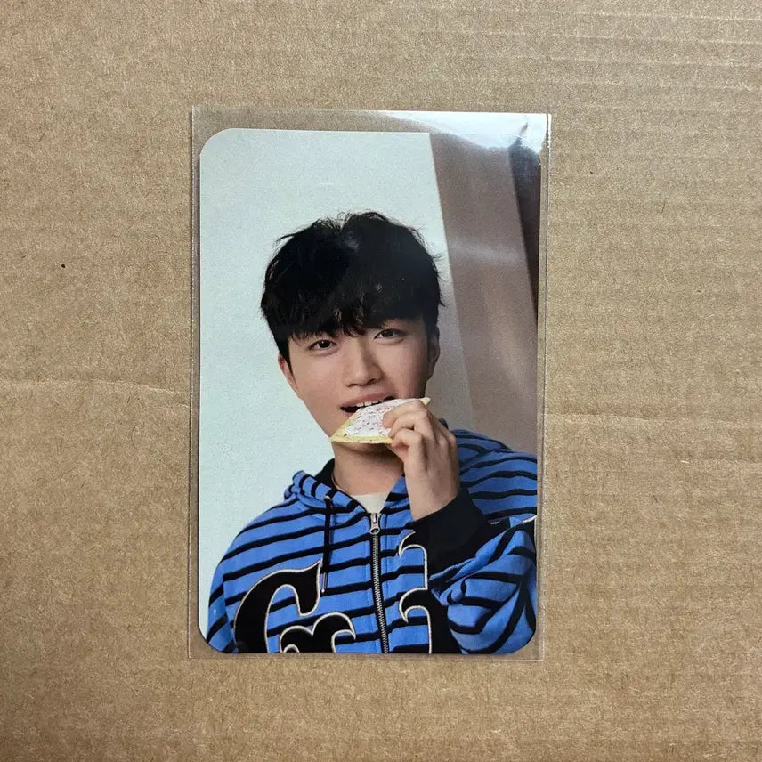 [BUNJANG] T1 Keria Basecamp PC Bang Photocard / 티원 케리아 베이스캠프 PC방 베캠 포카