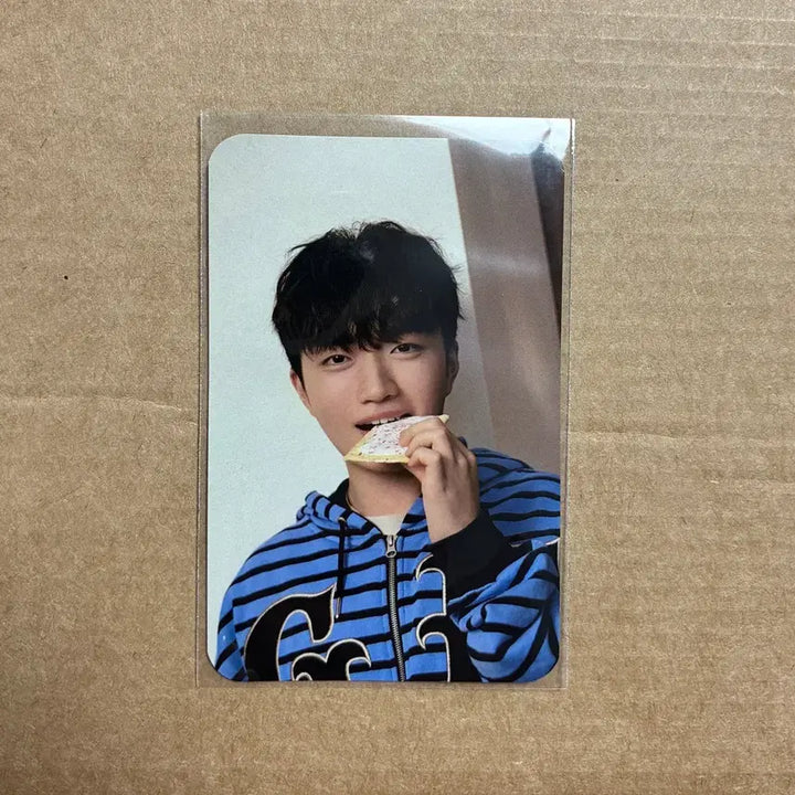 [BUNJANG] T1 Keria Basecamp PC Bang Photocard / 티원 케리아 베이스캠프 PC방 베캠 포카