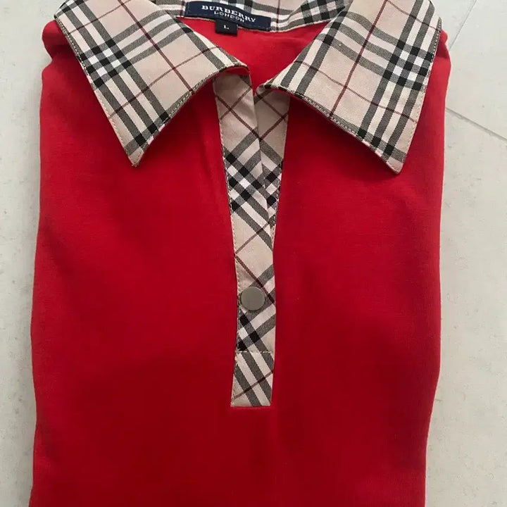 [SOLD OUT] 버버리 티셔츠 L 사이즈