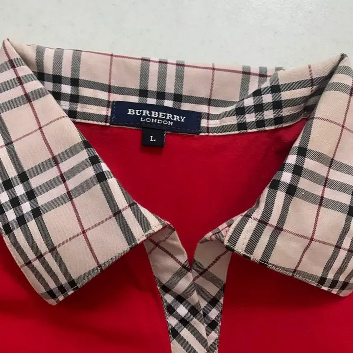 [SOLD OUT] 버버리 티셔츠 L 사이즈
