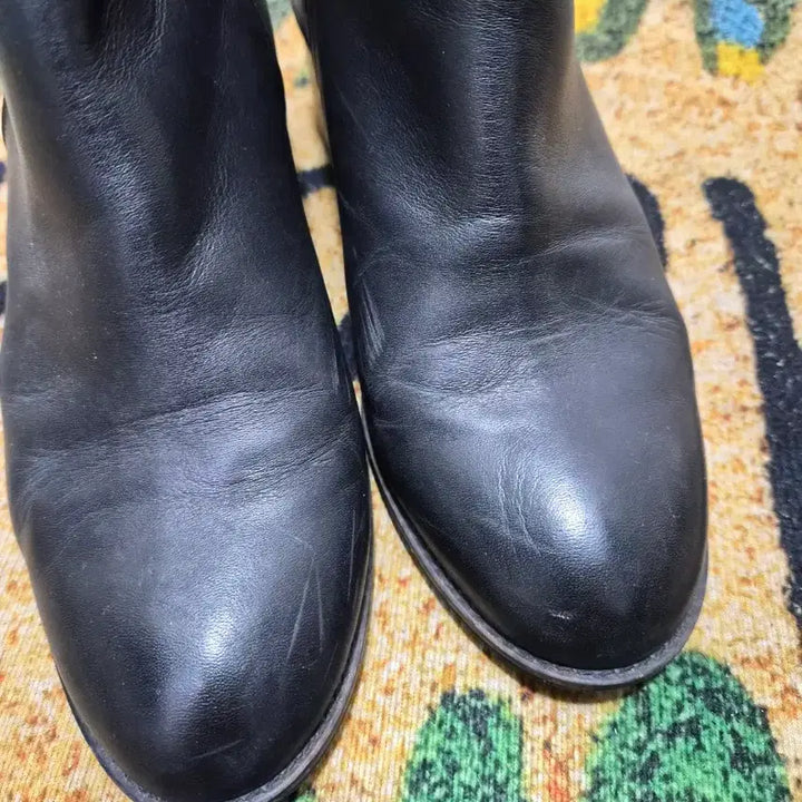 [BUNJANG] Karen White Black Leather Ankle Boots / 카렌화이트 블랙 가죽 앵클 부츠