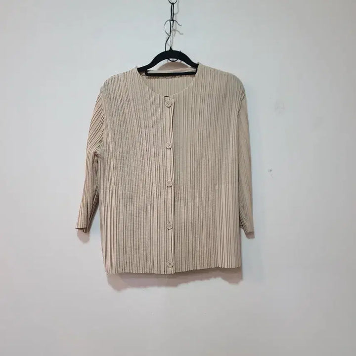 [BUNJANG] Beige Pleated Cardigan / 베이지 플리츠 가디건