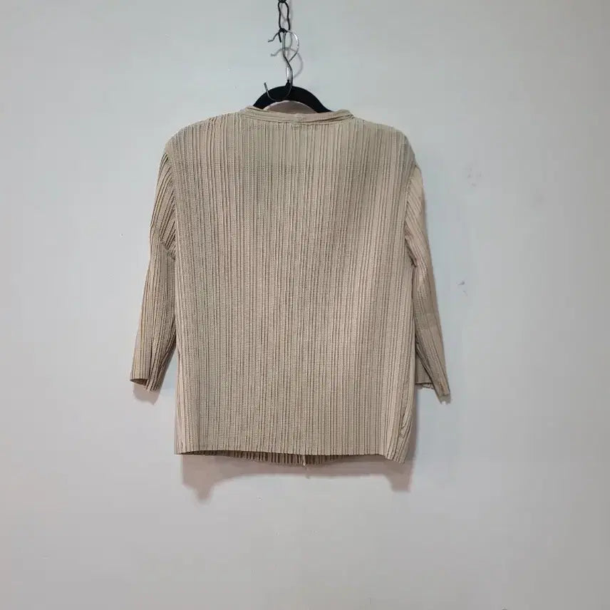 [BUNJANG] Beige Pleated Cardigan / 베이지 플리츠 가디건
