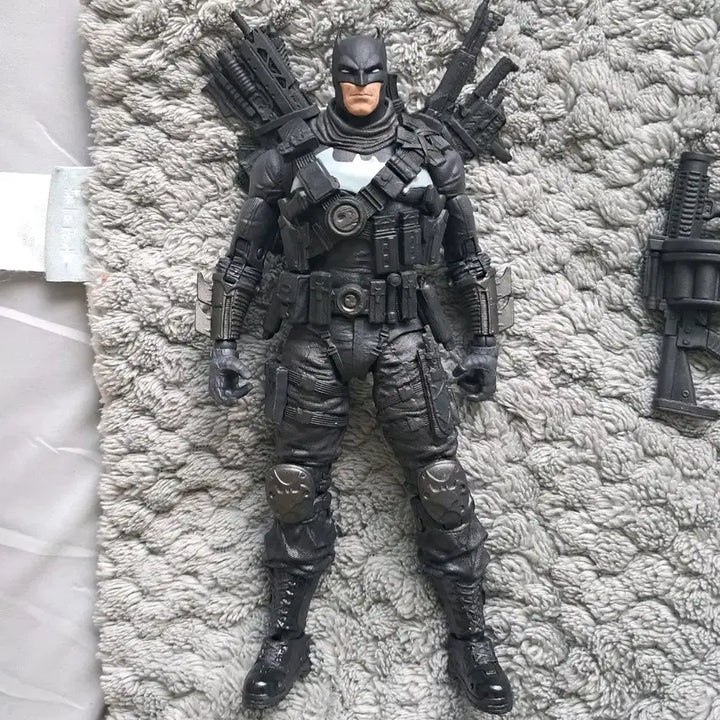 [BUNJANG] DC McFarlane The Grim Knight Batman Figure / dc맥팔레인 메탈 더 그림 나이트 배트맨 피규어
