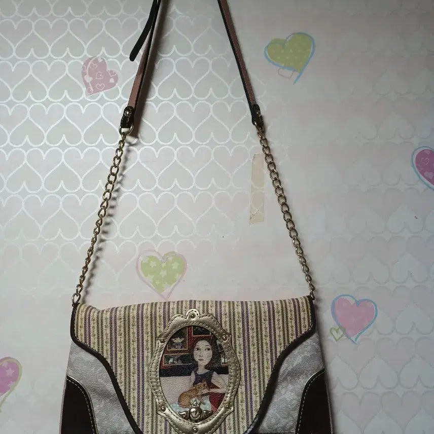 [BUNJANG] Illustrated Printing Chain Shoulder Bag / 일러스트 프린팅 체인 숄더백