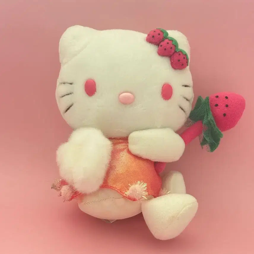 [BUNJANG] Classic Hello Kitty Strawberry Angel Kitty Doll / 고전키티 딸기키티 천사키티 키티인형
