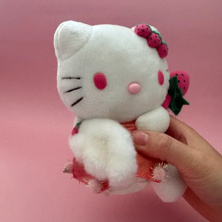 [BUNJANG] Classic Hello Kitty Strawberry Angel Kitty Doll / 고전키티 딸기키티 천사키티 키티인형