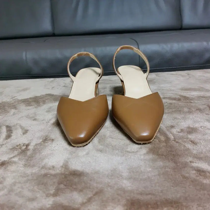 [BUNJANG] Elroju Pumps Heels (Size 235) / (235)엘로주 펌프스 힐
