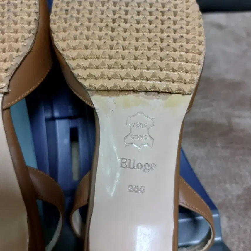 [BUNJANG] Elroju Pumps Heels (Size 235) / (235)엘로주 펌프스 힐