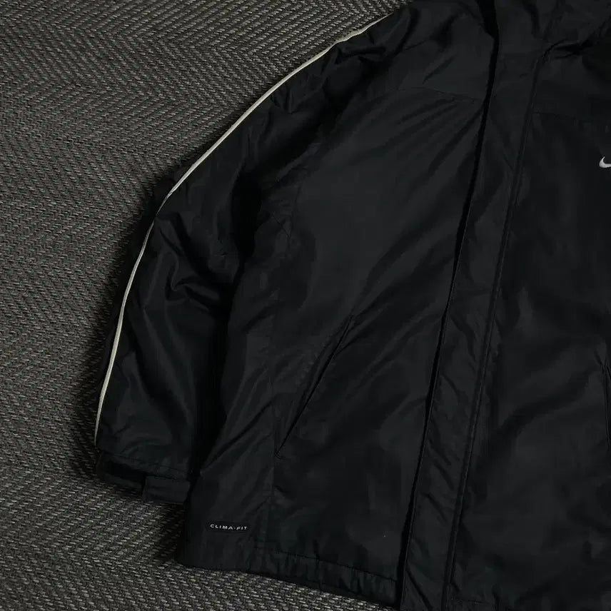 [BUNJANG] Nike Climafit Swoosh Logo Windbreaker Jacket / 나이키 클리마핏 스우시 로고 바람막이 점퍼o 4843