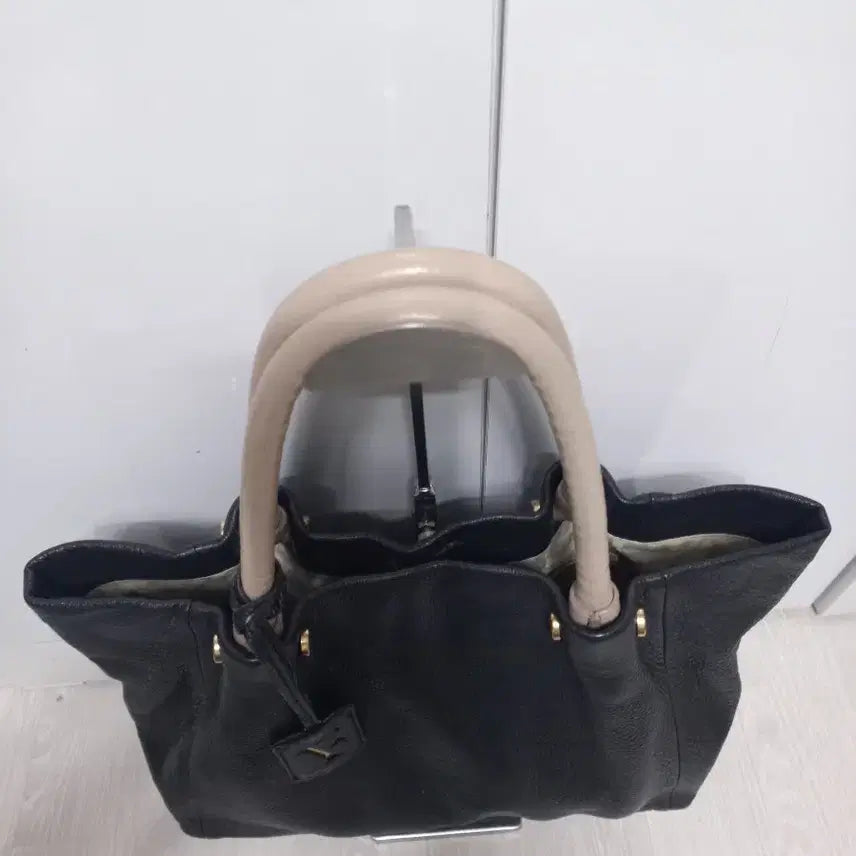 [BUNJANG] Furla Leather Tote Bag - Black / 훌라 가죽 토트백.블랙