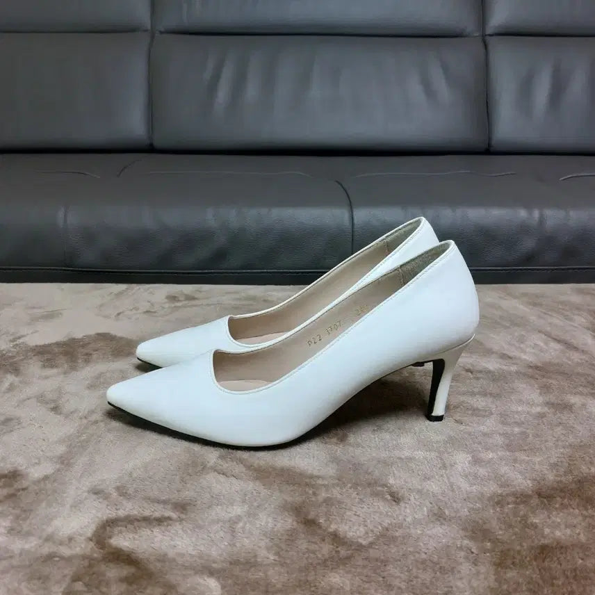 [BUNJANG] Pink Elephant White Heels / (240)분홍코끼리 구두