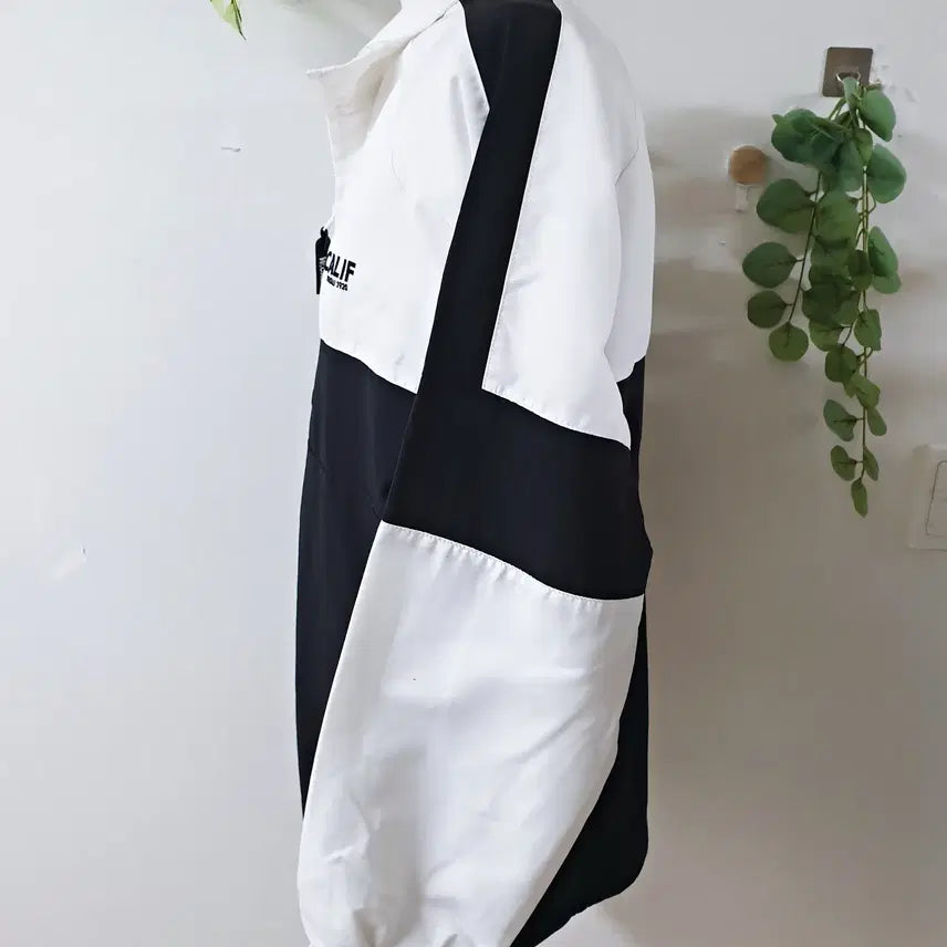 [BUNJANG] Who.A.U Unisex Windbreaker Jacket Black White / 후아유 남여공용 바람막이 90 95 블랙화이트 S