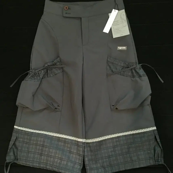 [BUNJANG] Hugyourskin Check Bermuda Pants / 허그유어스킨 hugyourskin 체크 버뮤다 팬츠
