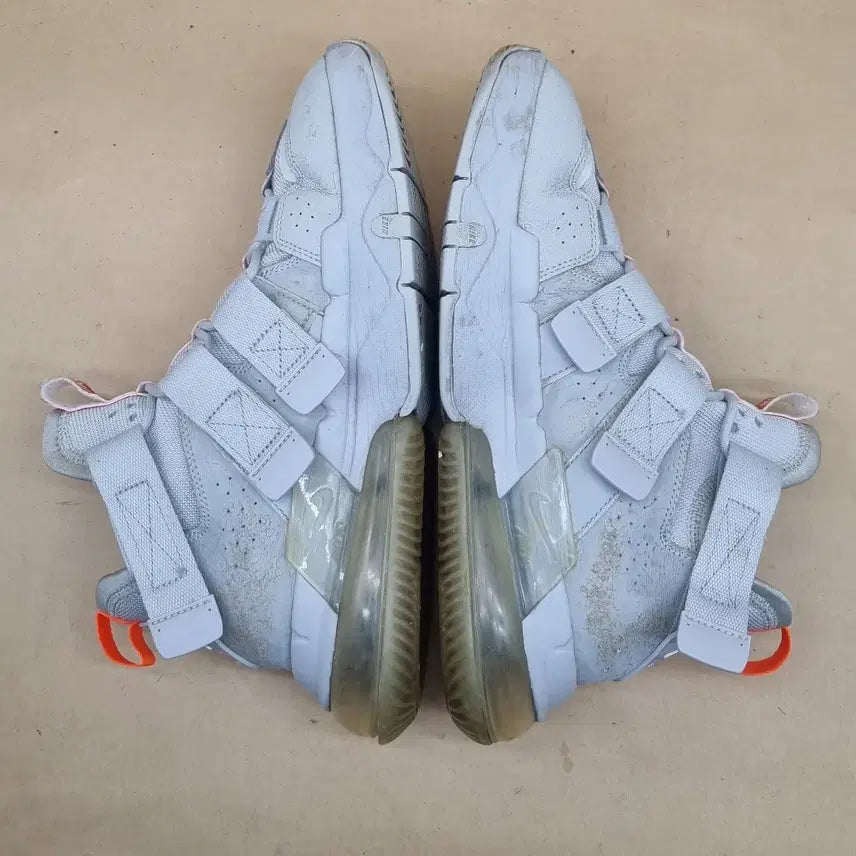 [BUNJANG] Nike Air Edge 265 Sneakers / 나이키 에어 엣지 265