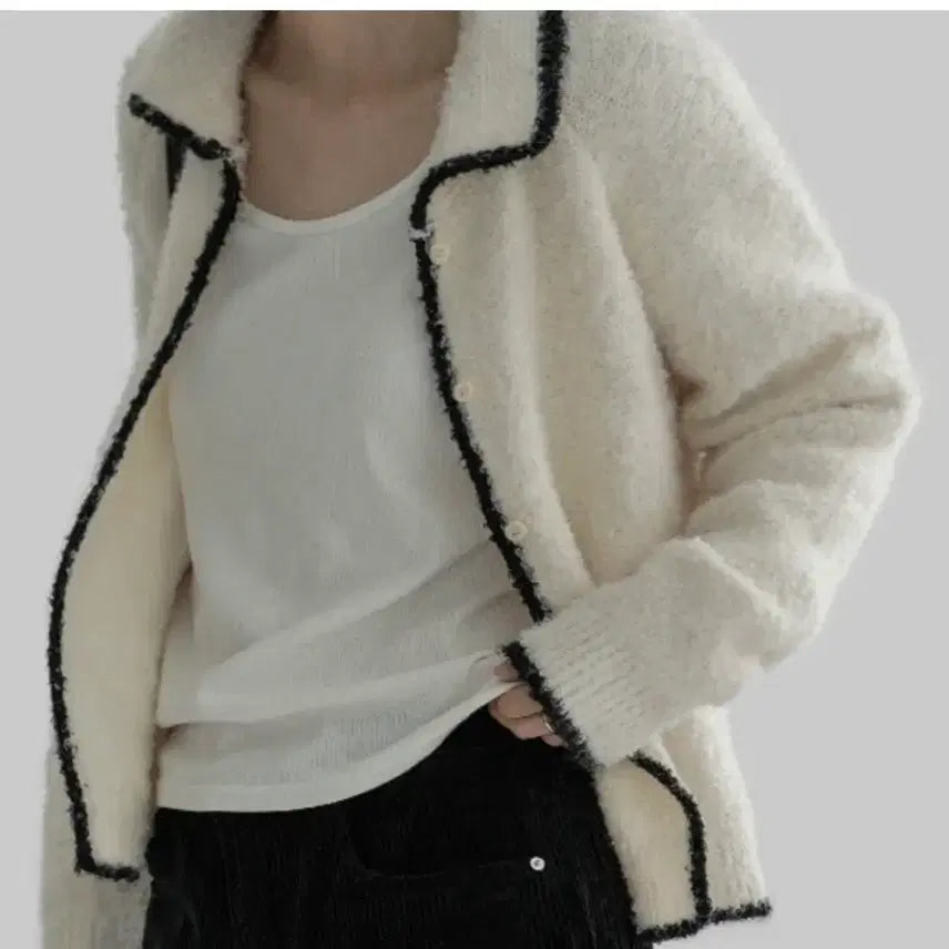 [BUNJANG] Manique Ivory Color Block Collar Cardigan / [옷정리] 매니크 아이보리 배색 카라 가디건