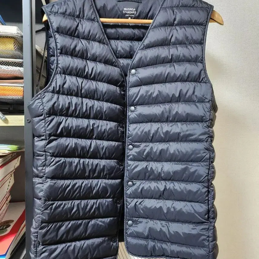 [BUNJANG] Musinsa Standard Lightweight Padded Vest Black / 무신사 스탠다드 경량 패딩 조끼 블랙 100 L