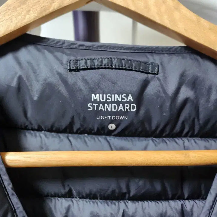 [BUNJANG] Musinsa Standard Lightweight Padded Vest Black / 무신사 스탠다드 경량 패딩 조끼 블랙 100 L