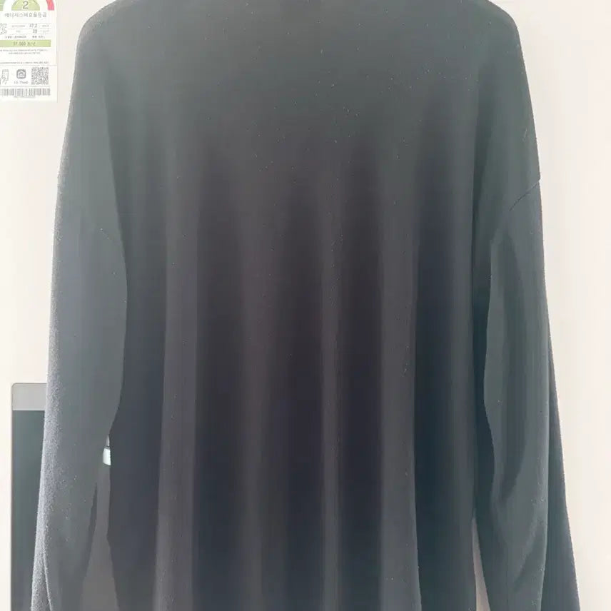 [BUNJANG] B747 Black Long Sleeve U-Neck T-shirt / B747 블랙 긴팔 유넥 티셔츠 프리사이즈