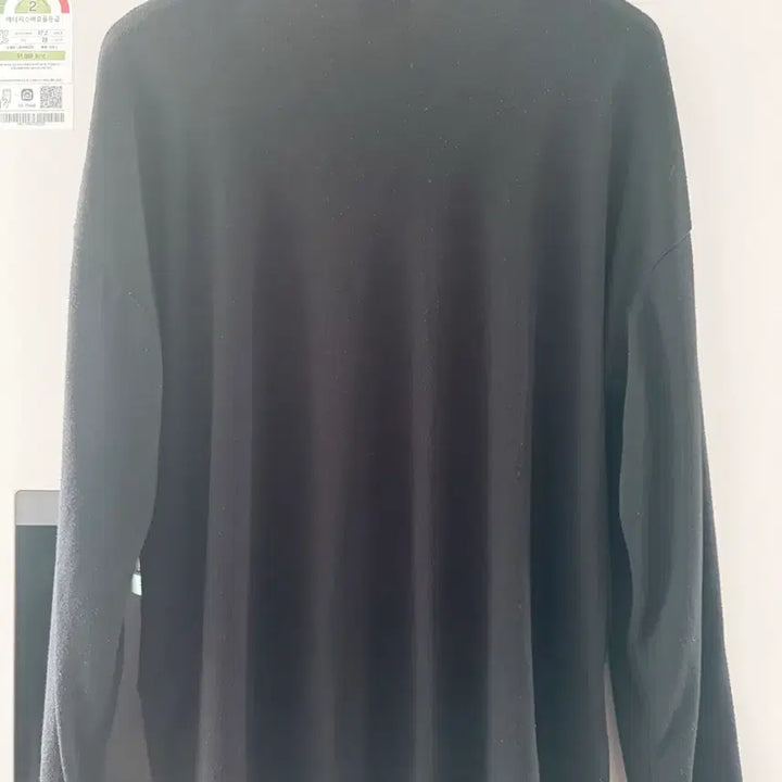 [BUNJANG] B747 Black Long Sleeve U-Neck T-shirt / B747 블랙 긴팔 유넥 티셔츠 프리사이즈