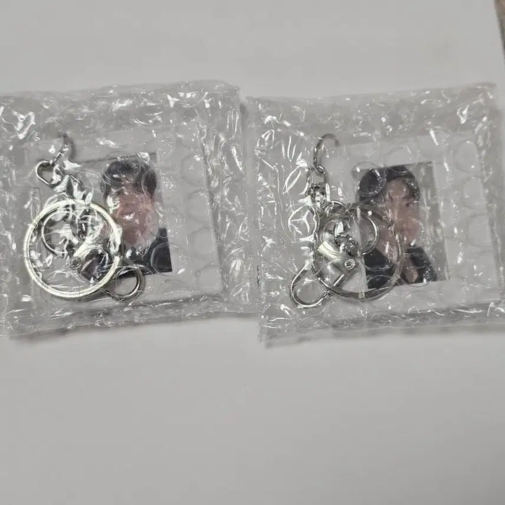 [BUNJANG] BTS Arirang Pre-Order POB Keyring Bundle Set Jungkook &amp; V / 방탄소년단 아리랑 예판특전 키링 정국&amp;태형 일괄