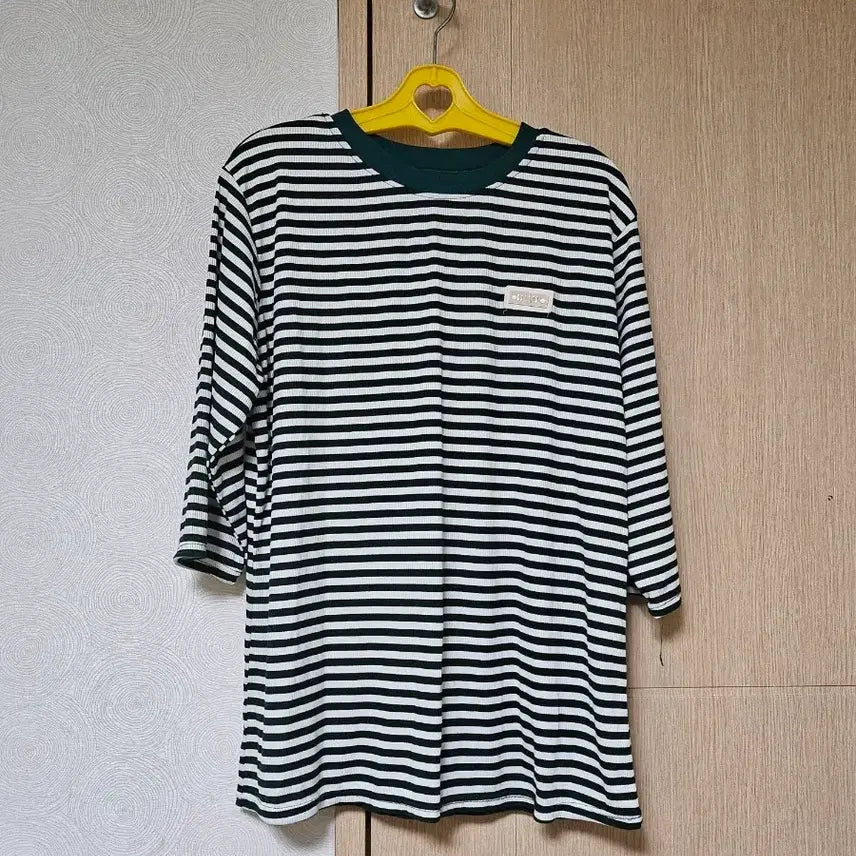 [BUNJANG] Striped 7-Part Sleeve T-shirt / (새옷)스트라이프 7부 티셔츠 그린 화이트55~66