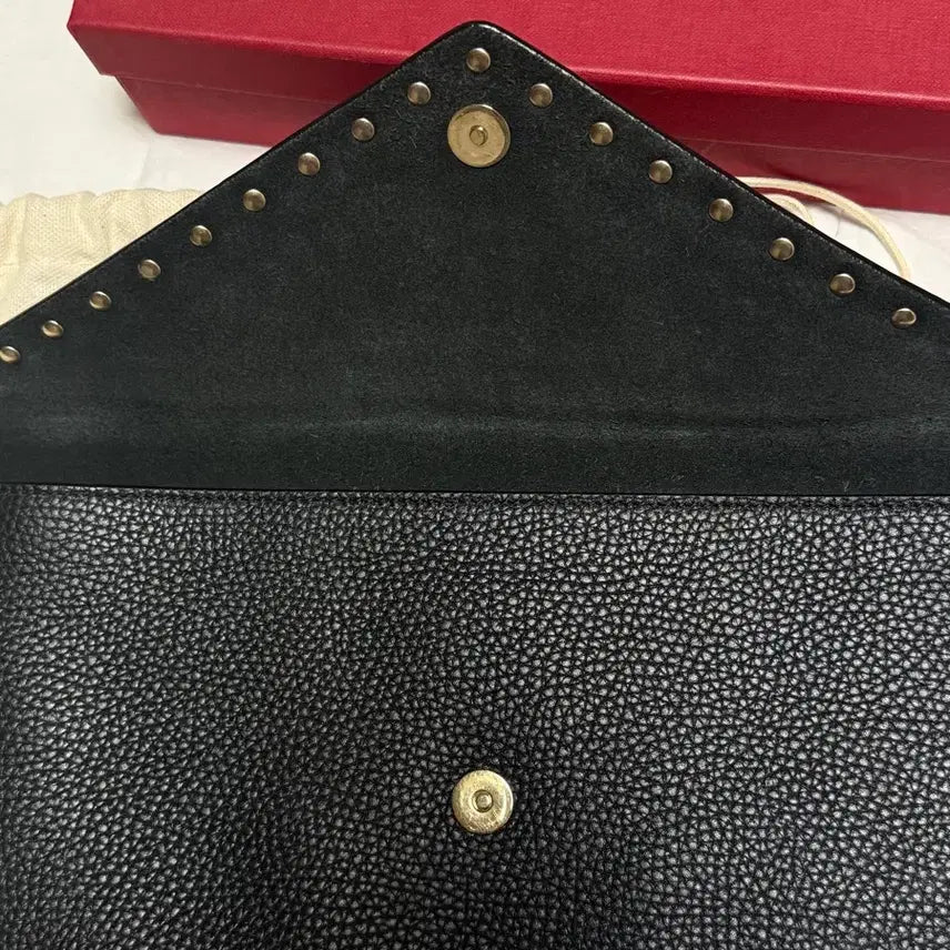 [BUNJANG] Valentino Rockstud Clutch Bag / 발렌티노 락스터드 클러치백