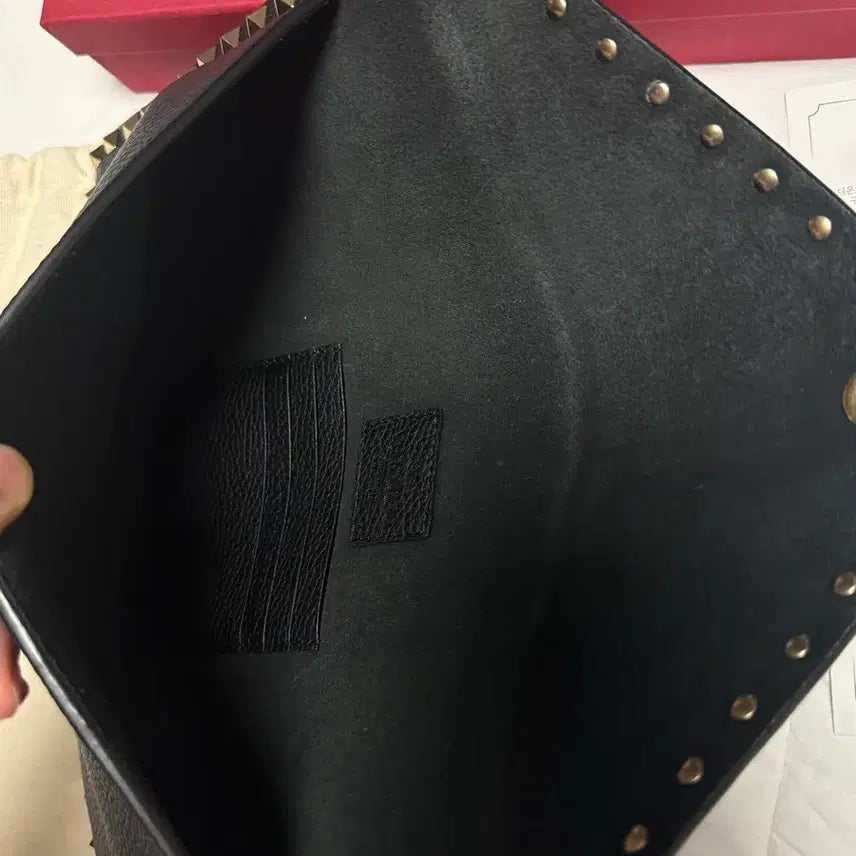 [BUNJANG] Valentino Rockstud Clutch Bag / 발렌티노 락스터드 클러치백