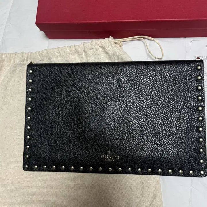 [BUNJANG] Valentino Rockstud Clutch Bag / 발렌티노 락스터드 클러치백