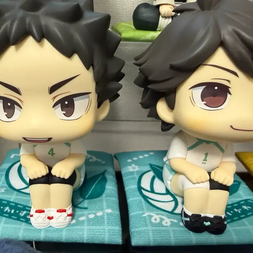 [BUNJANG] Haikyu Oikawa &amp; Iwaizumi Look Up Figure / 하이큐 오이카와 이와이즈미 룩업