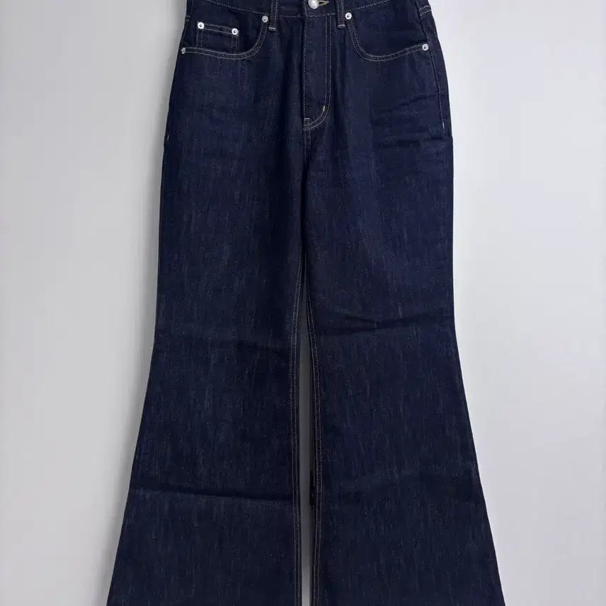 [BUNJANG] Bron 25FW Flare Non-Faded Bootcut Jeans / 브론 25FW 플레어 논페이드 부츠컷 롱M
